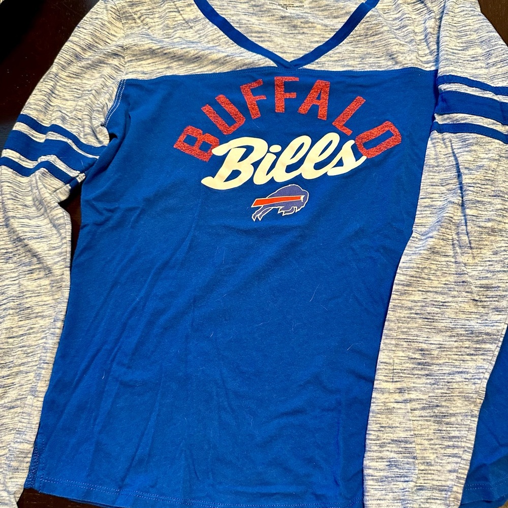 Buffalo Bills M long sleeve blue navy gray t-shirt
